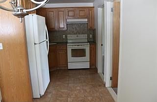 3rd image of 345 Main St APT 4