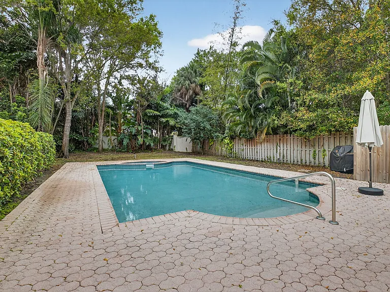 2464 NW 66th Dr — Photo 45