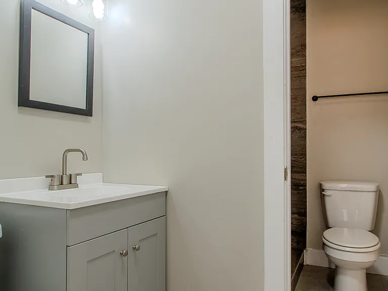 621 S Hayes St #7 — Photo 16