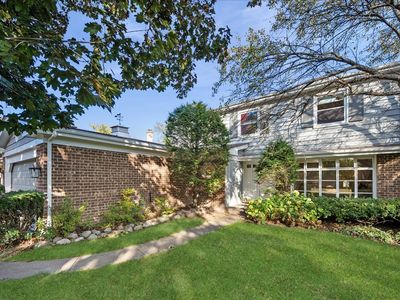 1685 Sherwood Rd, Highland Park, IL, 60035