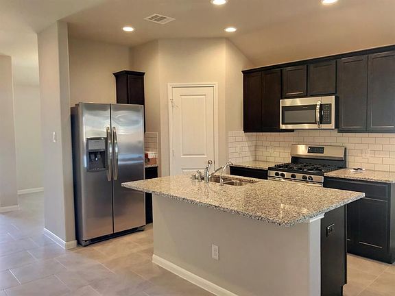 5th image of 3027 Clancy Meadows Dr