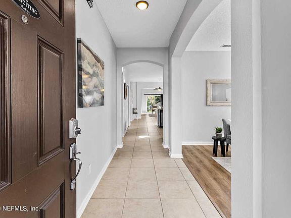 3rd image of 69 Mission Cove Cir