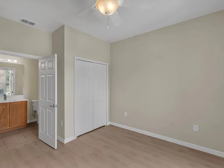 1413 Retreat Cir — Photo 5