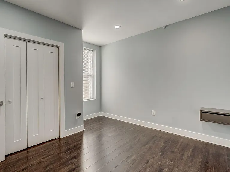 2-1605 F St NE #2 — Photo 8