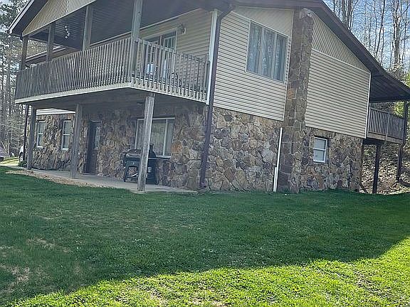 3rd image of 5688 Fort Gay Rd