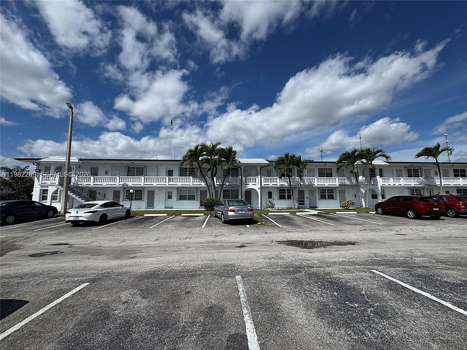 1st image of 100 NE 203rd Ter APT 14