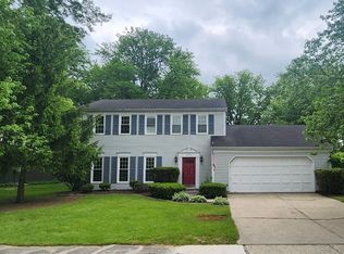 4216 Thorngate Dr, Fort Wayne, IN