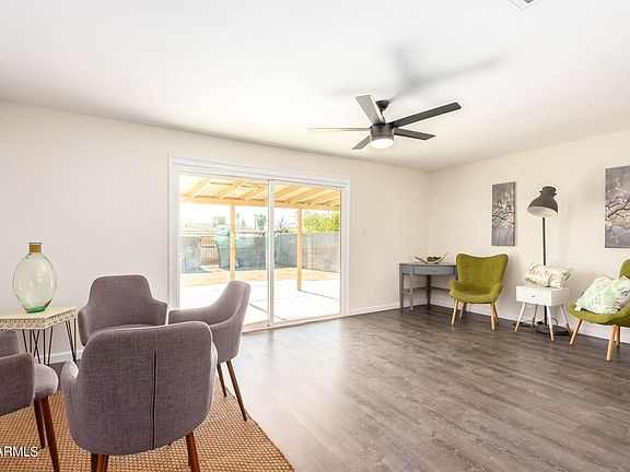 4th image of 3607 W Montebello Ave