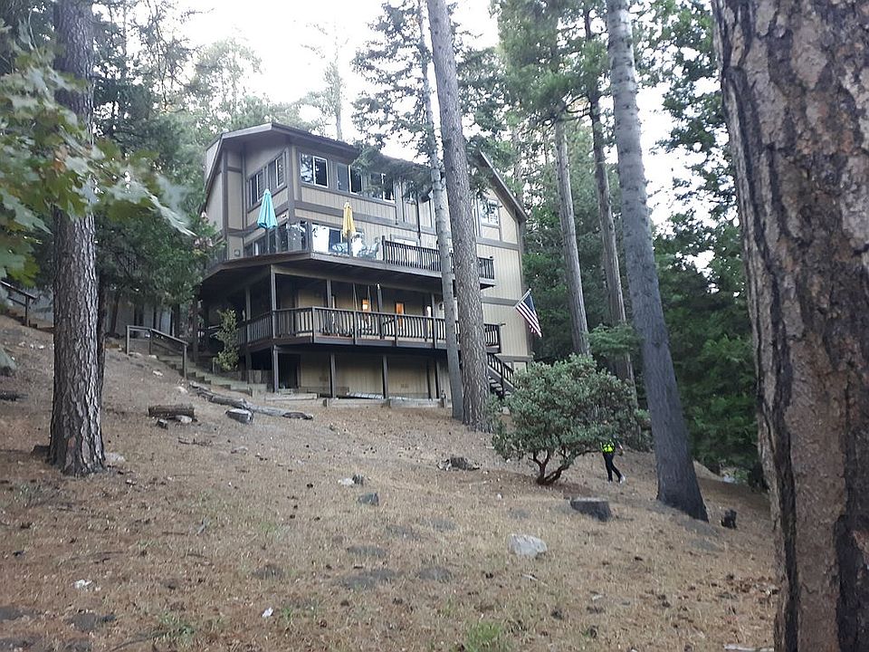 1st image of 27436 Cedarwood Dr
