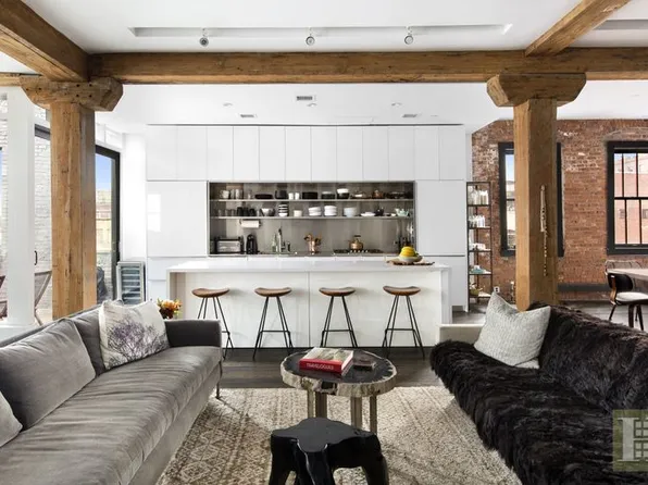 185 Plymouth Street image 1 of 10