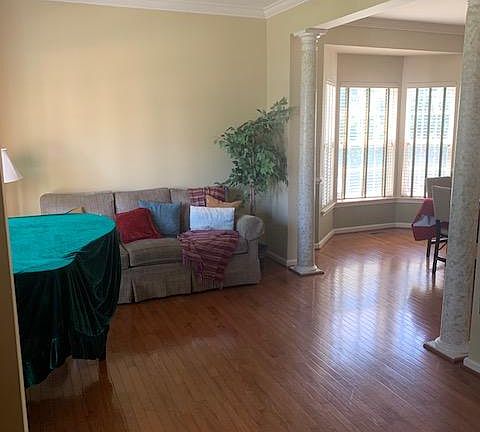 4th image of 18061 Camdenhurst Dr