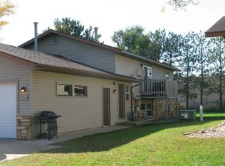 3241-3243 Wanta Dr, Plover, WI 54467