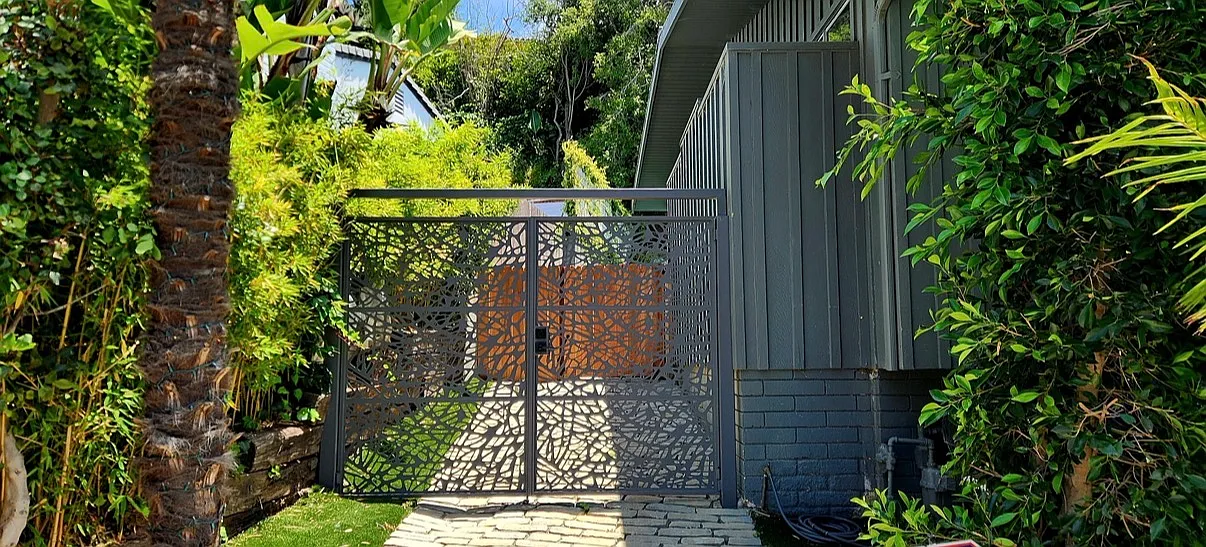344 Arno Way — Photo 3