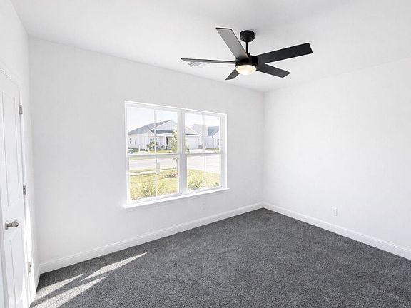 4th image of 25709 John Wayne Rd