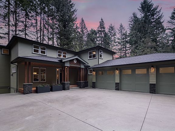2nd image of 3524 NE 182nd St
