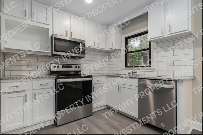 4 bed, 2.0 bath, 1269 sqft, $1,725 — Photo 4