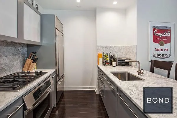 Sold by Bond New York | media 11