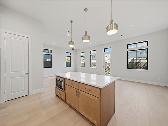 3rd image of 1714 Sedola Ln