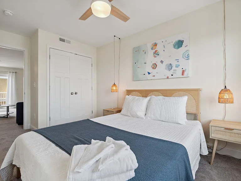128 Ashworth Ave #308 — Photo 22