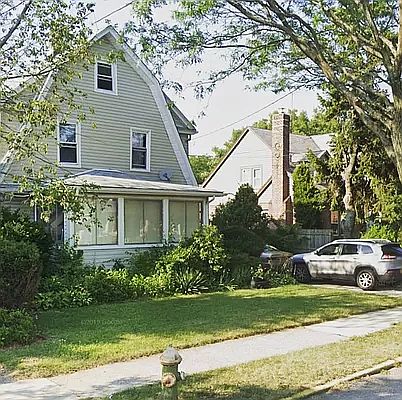 1st image of 222-11 93rd Ave