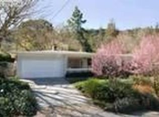 33 Stanton Ave, Orinda, CA 94563