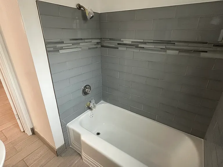 1937 Vista Del Mar St #4 — Photo 5