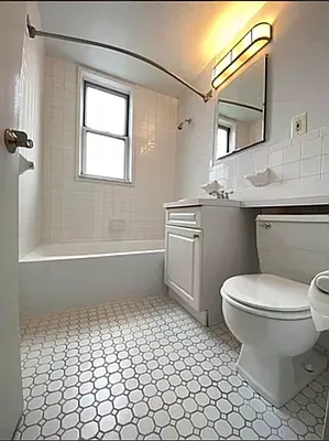 Rented by Bond New York | media 25