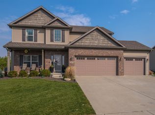 6004 Jackpine Rd, Bloomington, IL 61705