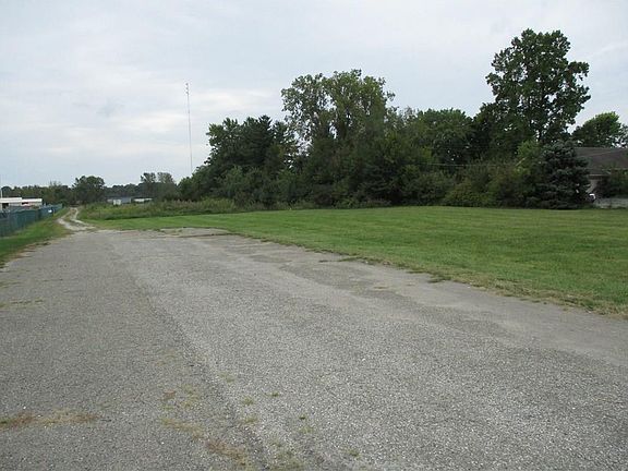 4th image of 8339 E Us Highway 36