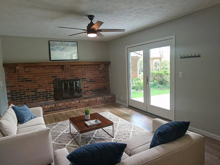 8511 Coran Dr — Photo 7