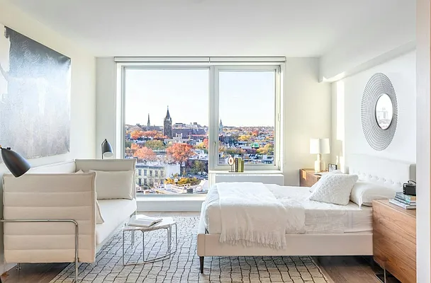 Rented by Greystar | media 5