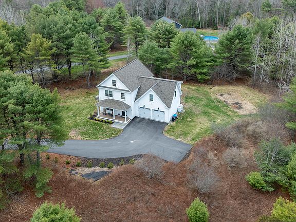 2nd image of 285 Pownal Road