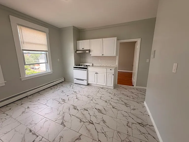 210 Wolcott St #A3 — Photo 2