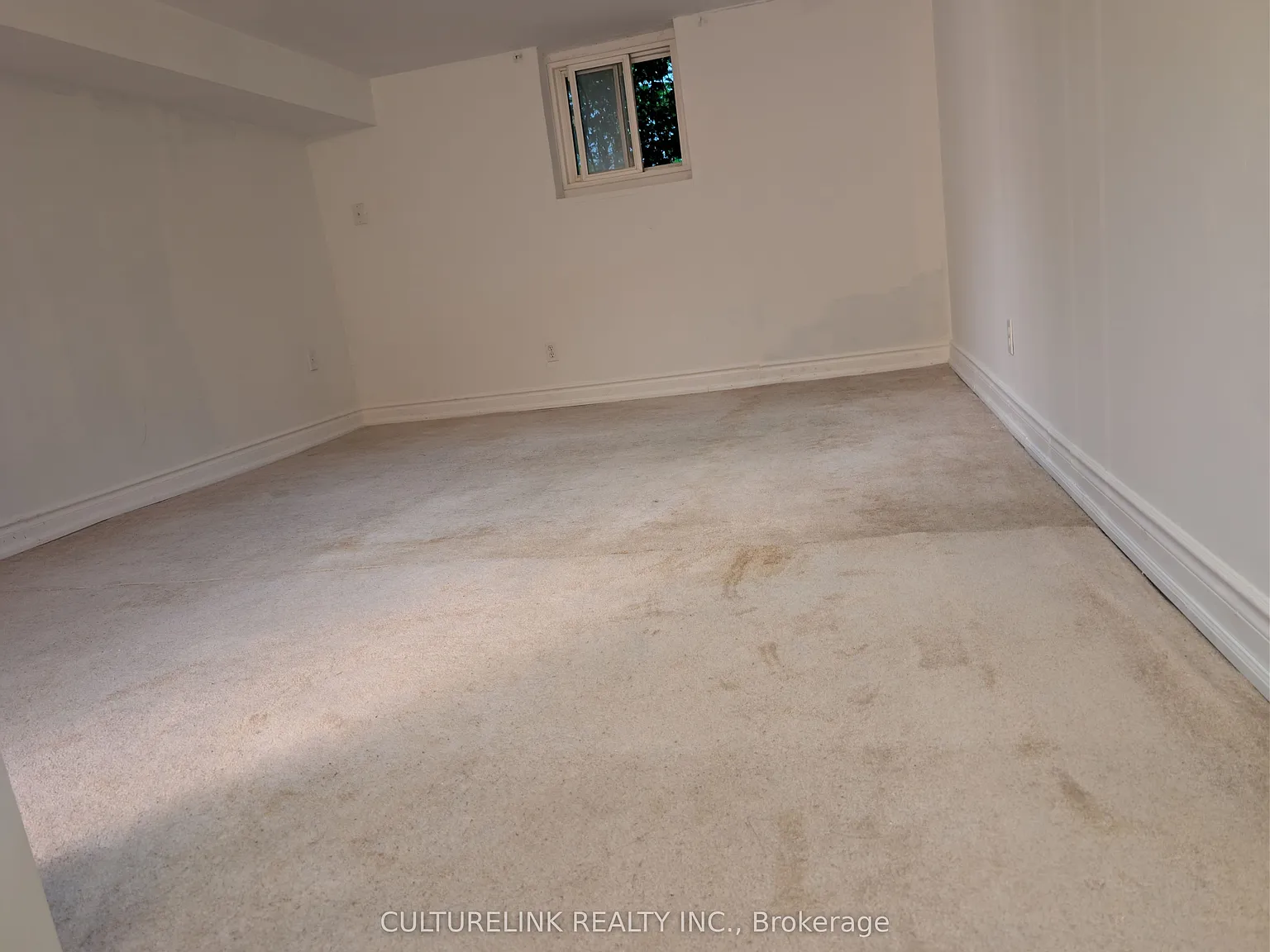 2 bed, $1,650 — Photo 2