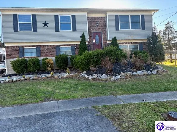 114 Foxglove Cir, Radcliff, KY 40160