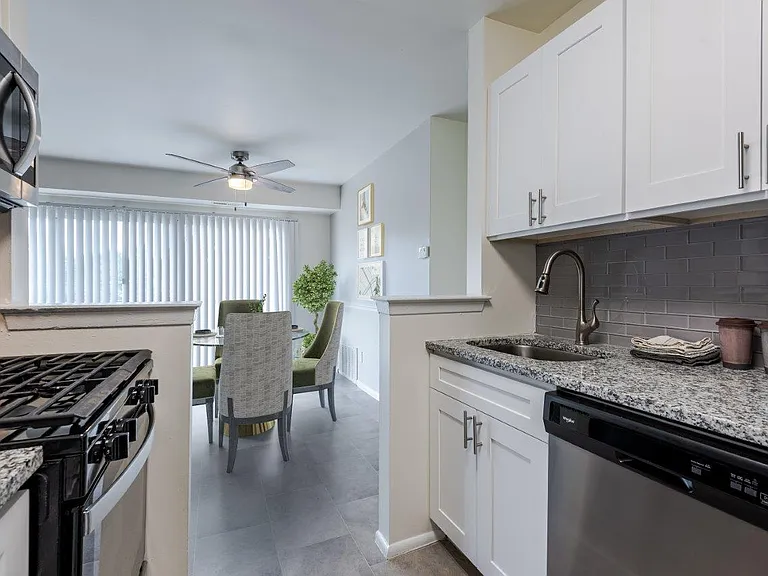 Hillcrest Village Apartment Homes — Photo 2