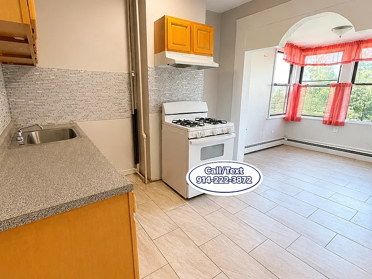 35 Garfield St #1W — Photo 2