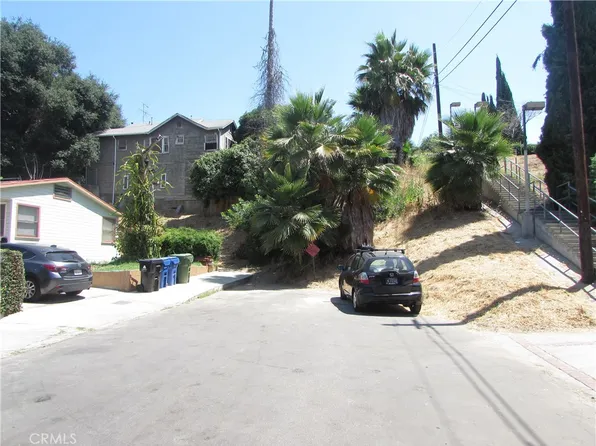 4927 Lynn St #17, Los Angeles, CA 90042