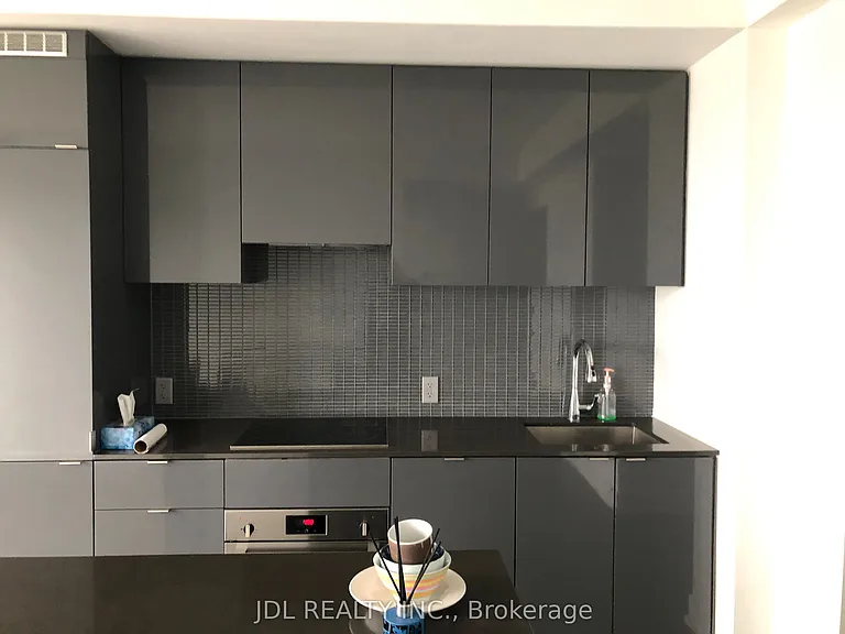 7 Grenville St #5008 — Photo 2