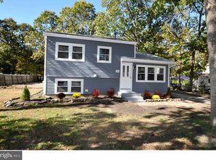 305 Wiltshire Dr, Williamstown, NJ 08094