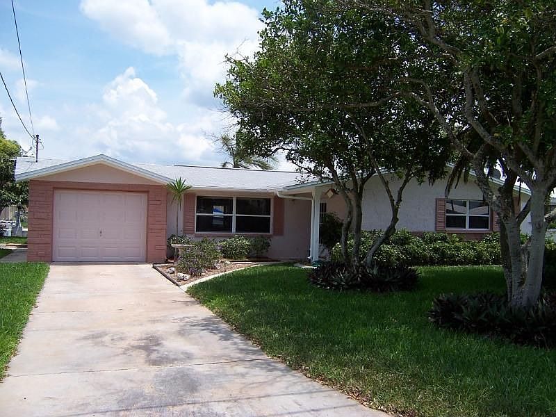 1st image of 13528 Allyn Dr