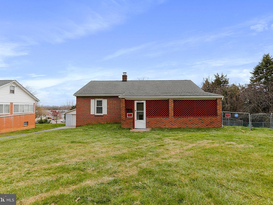 1st image of 2428 Massanutten Ter