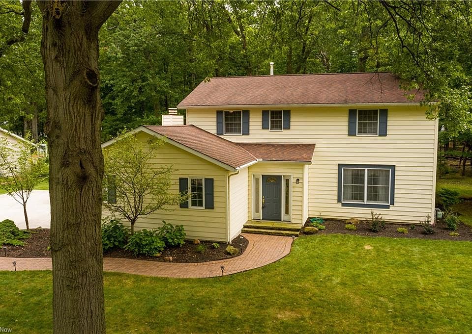 1st image of 167 Williamsburg Dr