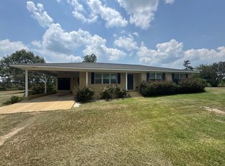 3769 George Deen Rd, Broxton, GA 31519