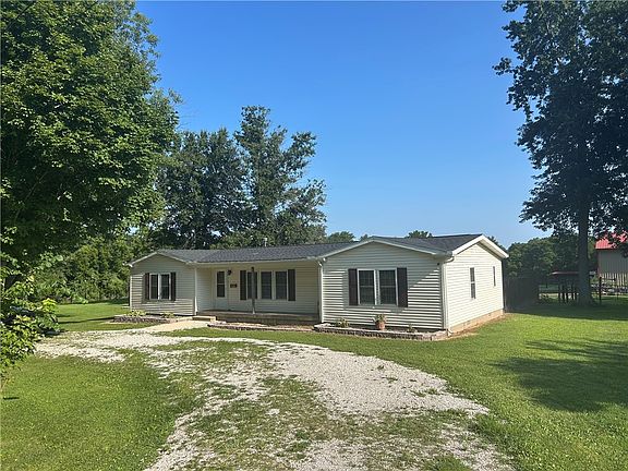 5th image of 7646 Hendricks Ln