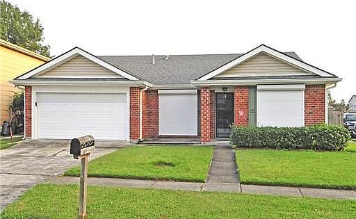 1st image of 3845 Glenoak Dr
