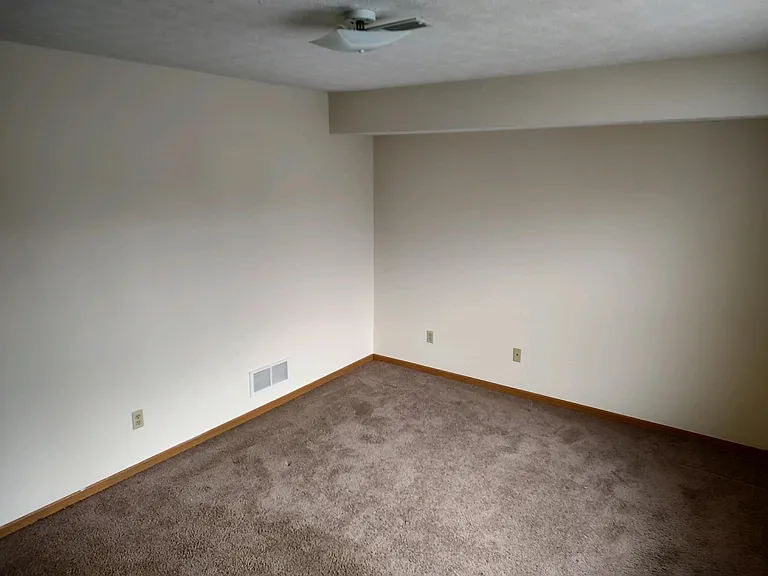 1400 Pittsburg Ave NW — Photo 7