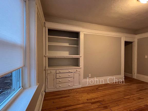 5th image of 223 South St #4