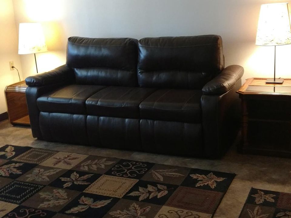 2nd image of 107 4th Ave E APT 3