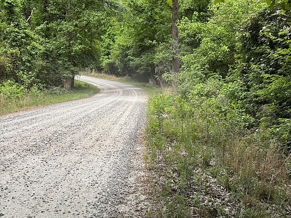 4th image of 0 Bennett Rd